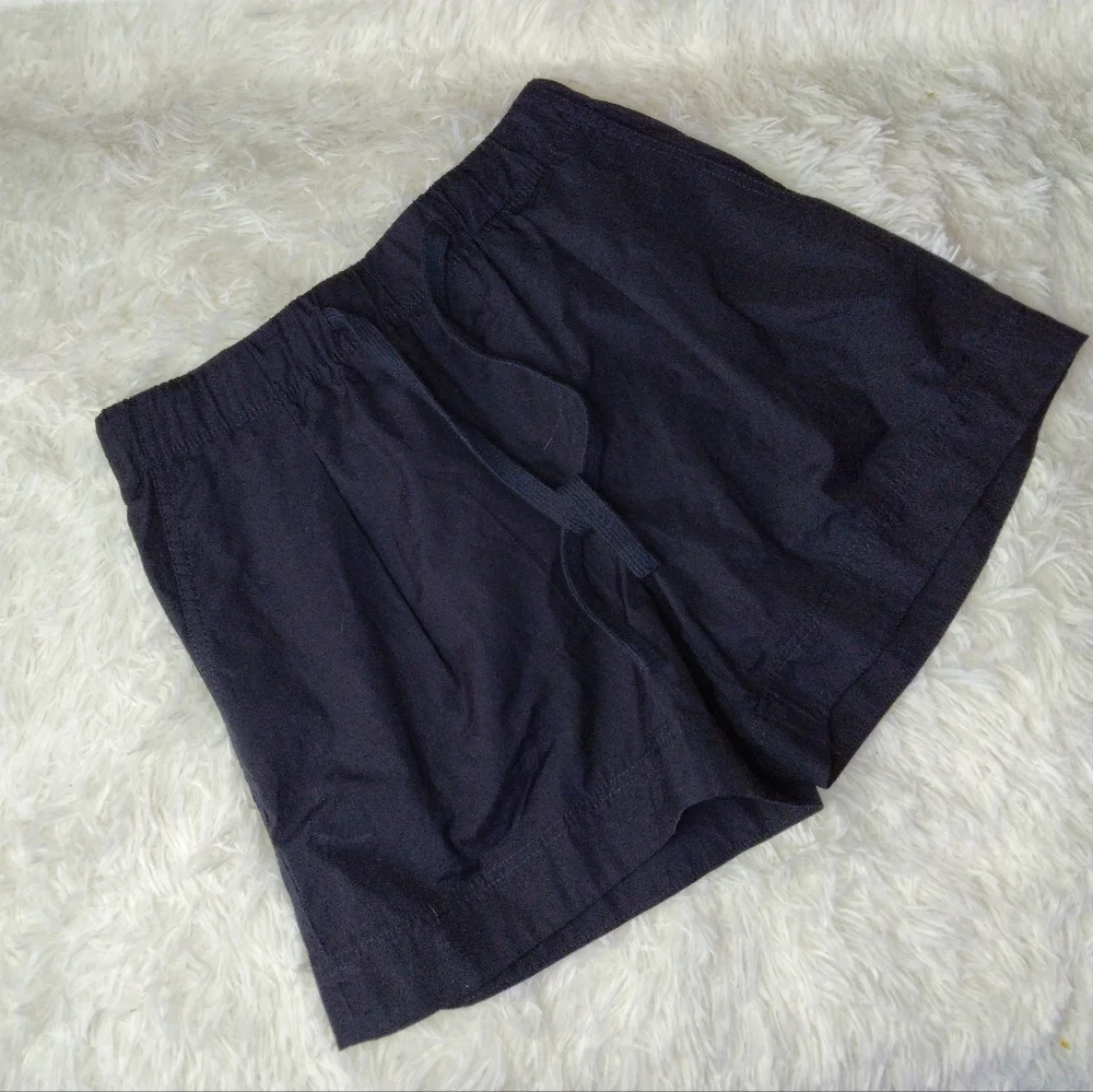 Vince Front Pleated Drawstring Pull On Shorts Size S